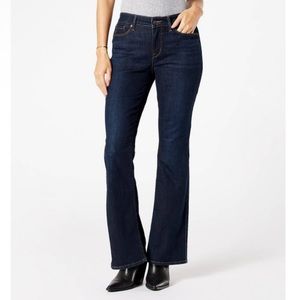 Denizen from Levi’s Mid-Rise Bootcut Jean